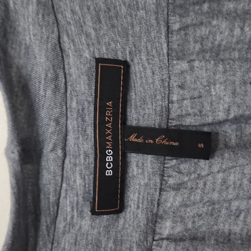 Shirt - Picture 2 of 4